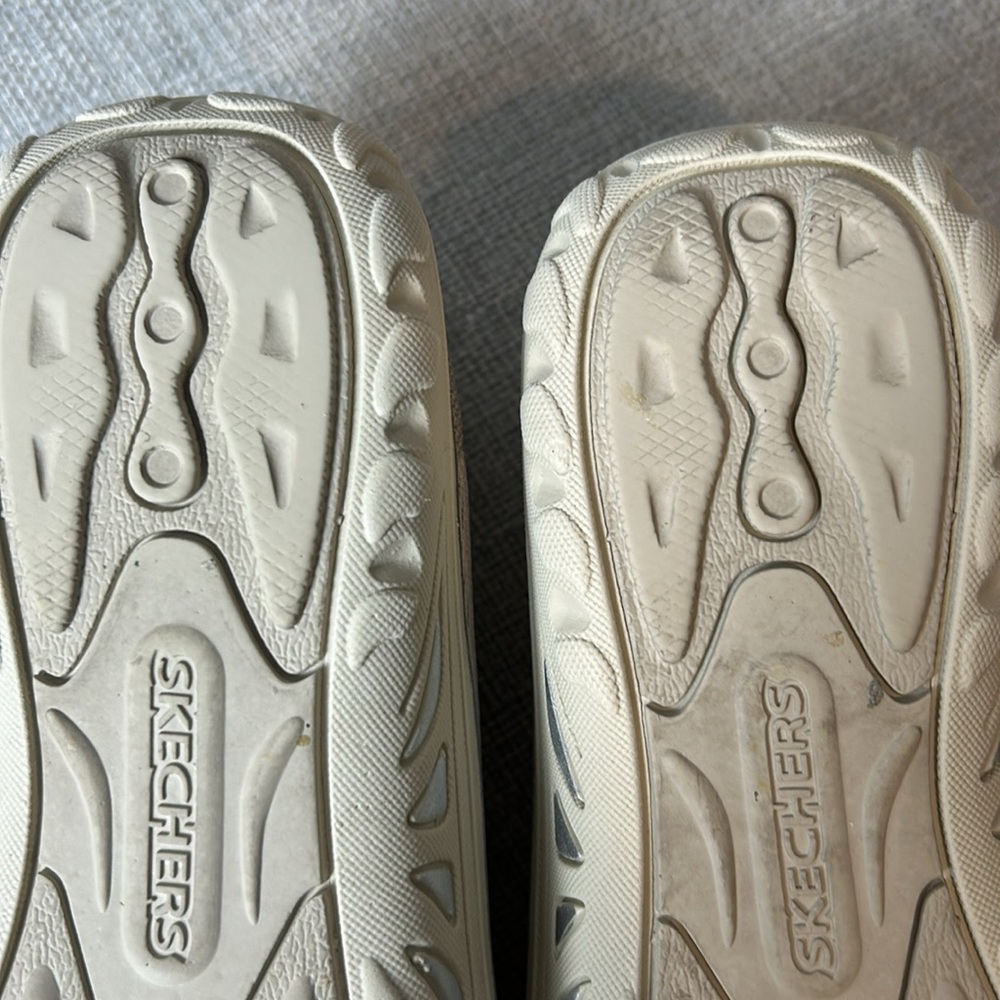 Skechers Women's Reggae Fest - Willows
Size 9 - Picture 13 of 15